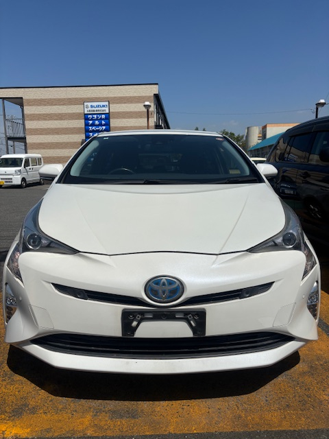 トヨタ　プリウス